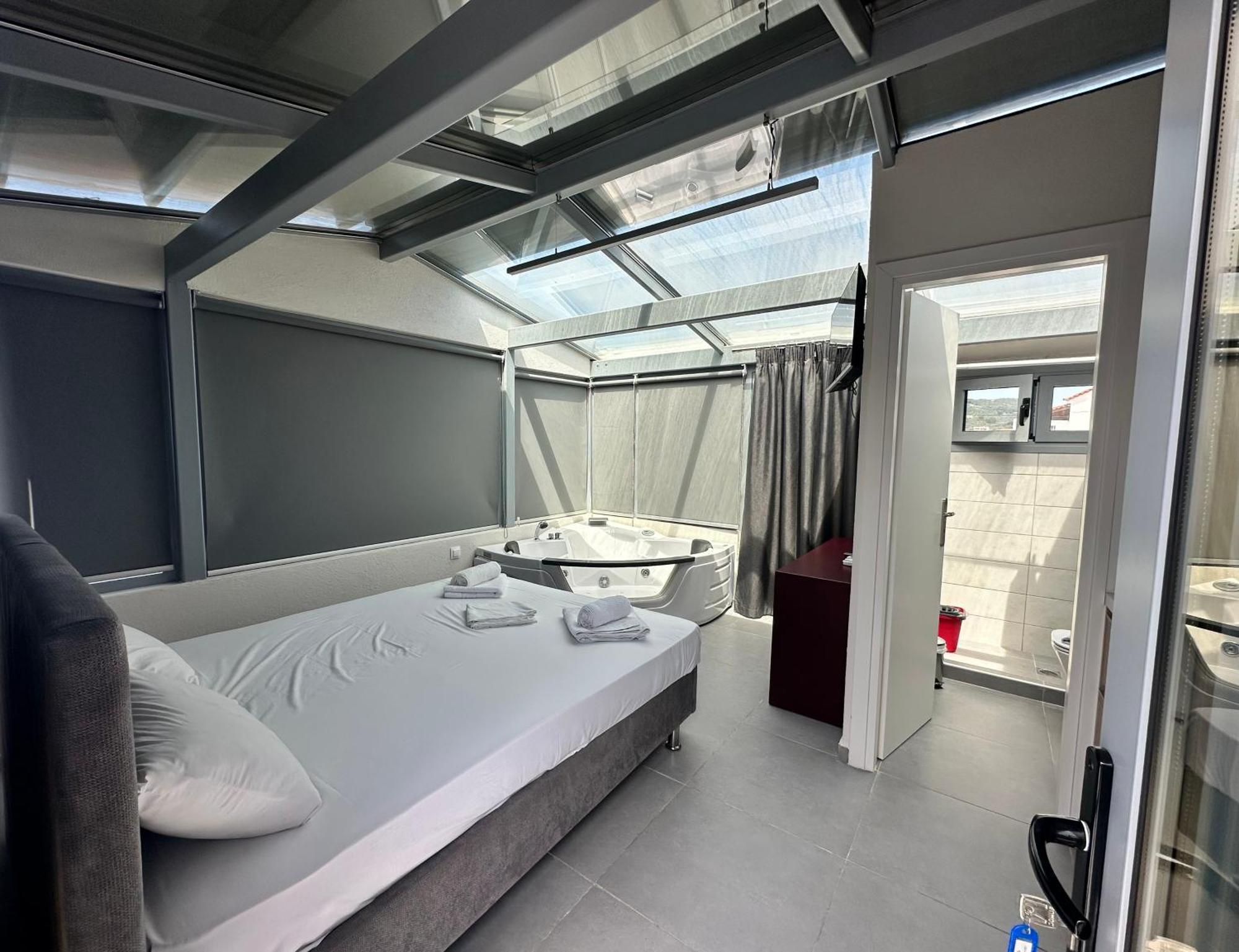 Skiathos Hills Studios Экстерьер фото